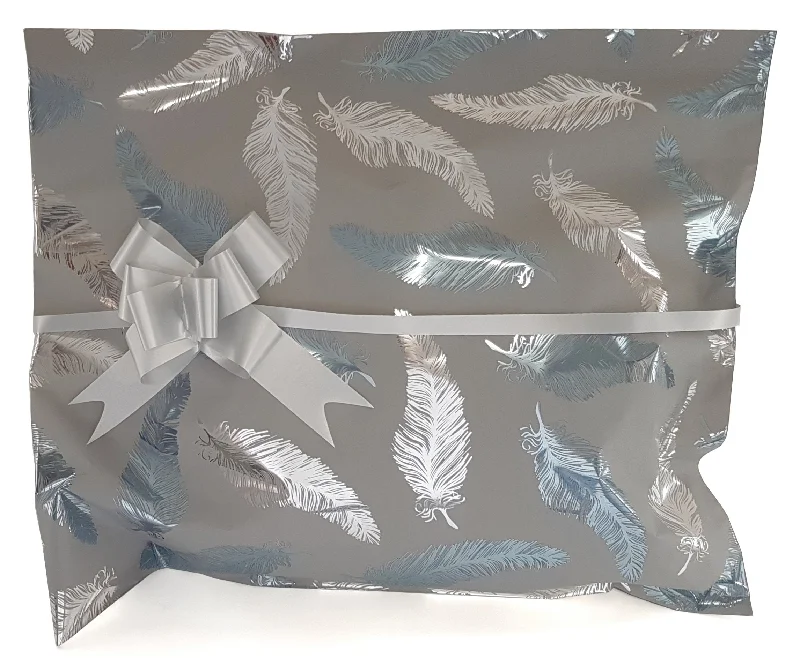 Leatherette shopping and gift bags with a zipper closure for securityFeather Print Large Grey Gift Bag Leatherette shopping and gift bags with a zipper closure for securityFeather Print Large Grey Gift Bag
