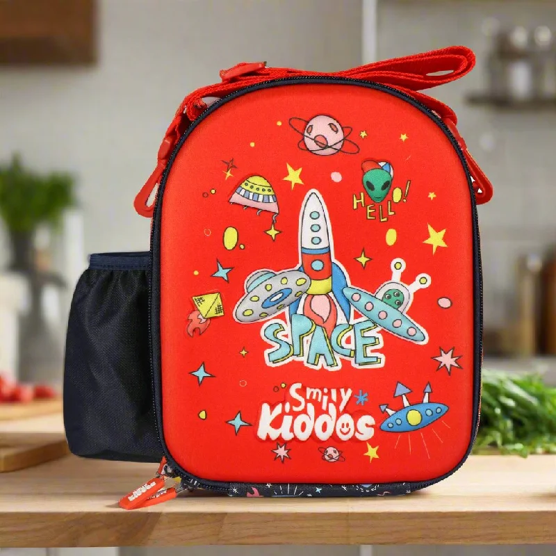 Minimalist lunch bags with a sleek black color for modern consumersSmily Kiddos Hardtop Lunch Bag Space Theme Red & Black Minimalist lunch bags with a sleek black color for modern consumersSmily Kiddos Hardtop Lunch Bag Space Theme Red & Black