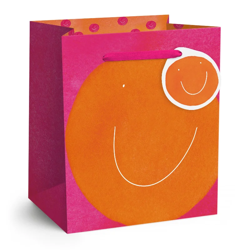 Large - capacity plastic shopping and gift bags with reinforced handles for bulk purchasesSmiley Gift Bag Large - capacity plastic shopping and gift bags with reinforced handles for bulk purchasesSmiley Gift Bag