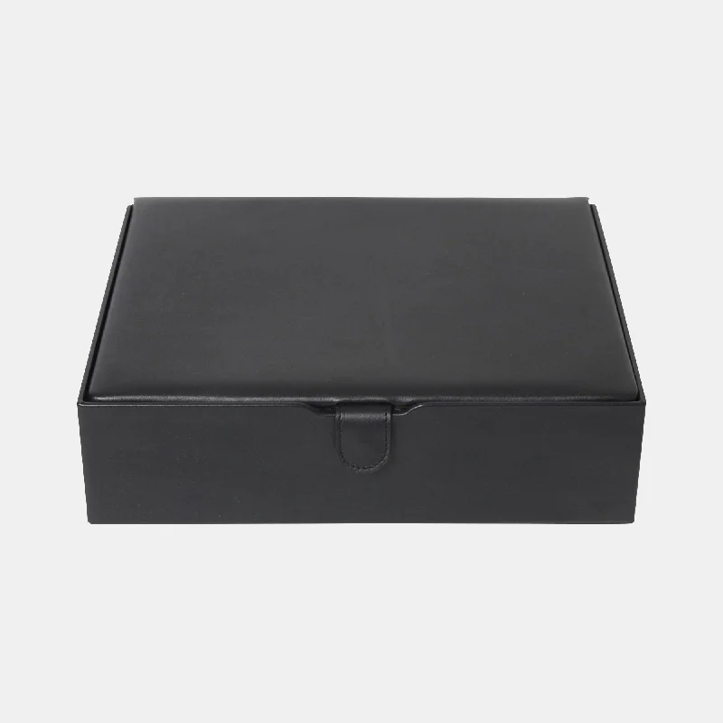 Soft - sided travel bag with reinforced corners for durabilityMEN'S DRESSING BOX
