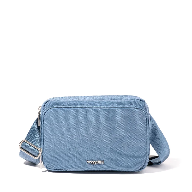 Hanging toiletry bags with multiple compartments for bathroom essentialsBaggallini Modern Belt Bag Hanging toiletry bags with multiple compartments for bathroom essentialsBaggallini Modern Belt Bag