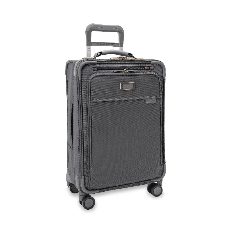 Luggage scales with digital display for accurate weight measurement at homeBriggs & Riley Baseline Essential Carry-On Spinner Luggage scales with digital display for accurate weight measurement at homeBriggs & Riley Baseline Essential Carry-On Spinner