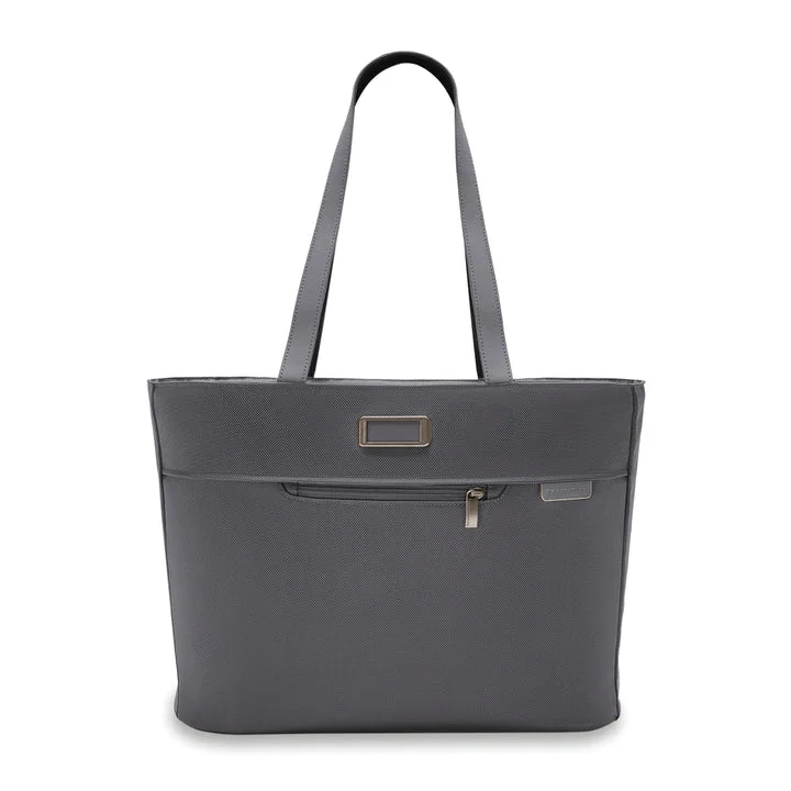 Travel bag with a detachable toiletry pouch for convenienceBriggs & Riley Baseline Traveler Tote - Steel Gray Travel bag with a detachable toiletry pouch for convenienceBriggs & Riley Baseline Traveler Tote - Steel Gray