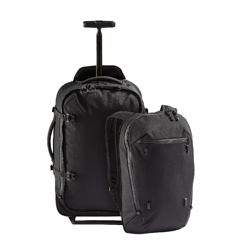 Magnetic luggage labels that can be easily changed or removedCaldera™ Convertible International Carry-On Luggage Magnetic luggage labels that can be easily changed or removedCaldera™ Convertible International Carry-On Luggage