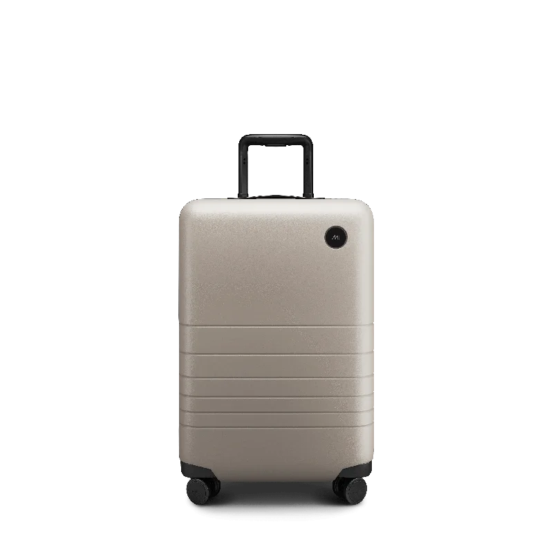 Designer - branded leather travel bag for luxury business travelersCarry-On Plus