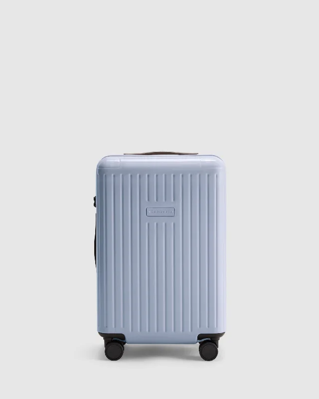 Foldable fabric travel bag for convenient storage when not in useCarry On Suitcase - Zen Blue Foldable fabric travel bag for convenient storage when not in useCarry On Suitcase - Zen Blue