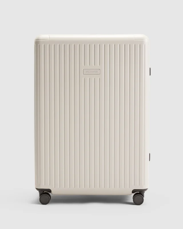 Travel bag with a built - in power bank charger for on - the - go device chargingLarge Check In Suitcase - Moonbeam Beige Travel bag with a built - in power bank charger for on - the - go device chargingLarge Check In Suitcase - Moonbeam Beige