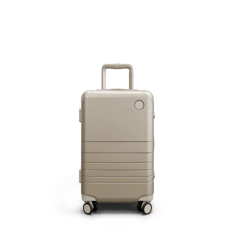 Foldable fabric travel bag for convenient storage when not in useHybrid Carry-On