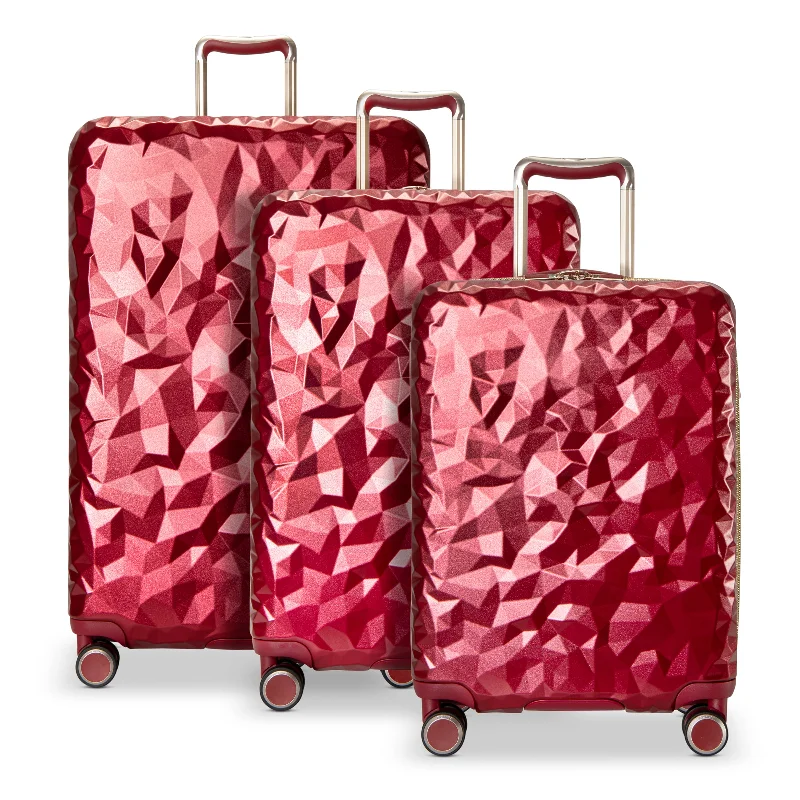 Luggage straps with buckle closures to secure overstuffed bagsIndio Hardside 3-Piece Set Luggage straps with buckle closures to secure overstuffed bagsIndio Hardside 3-Piece Set