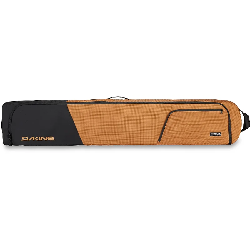 Garment - protected travel bag with hanging system for suits and dressesLow Roller Snowboard Bag Garment - protected travel bag with hanging system for suits and dressesLow Roller Snowboard Bag