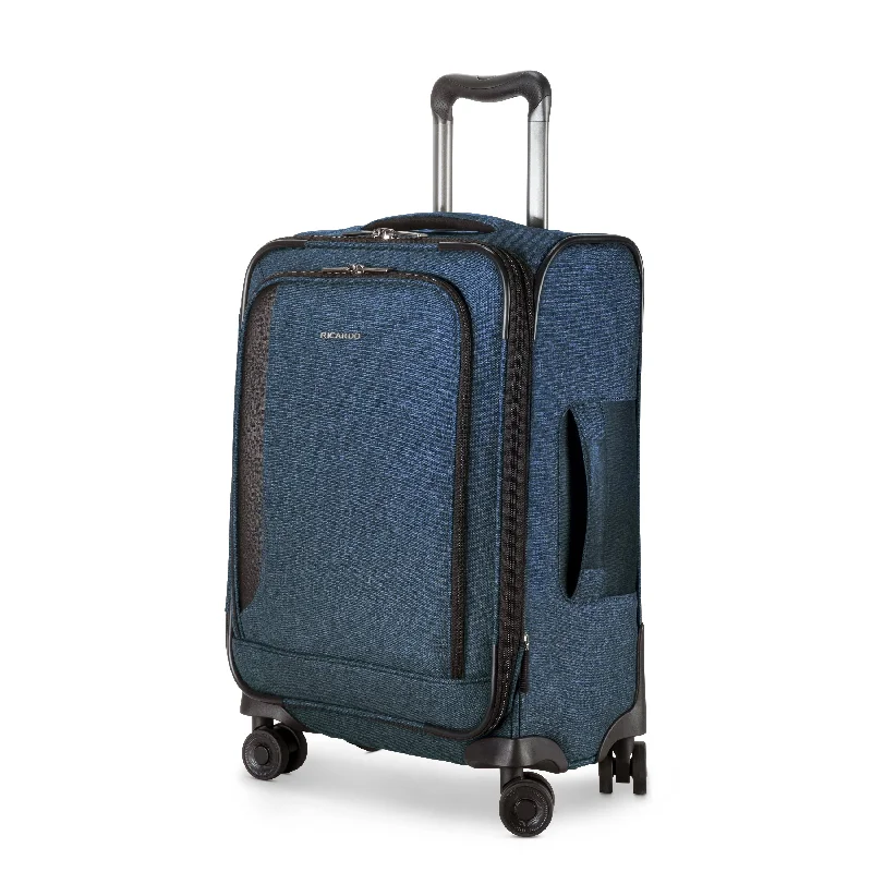 Hanging toiletry bags with multiple compartments for bathroom essentialsMalibu Bay 3.0 Carry-On Expandable Spinner Hanging toiletry bags with multiple compartments for bathroom essentialsMalibu Bay 3.0 Carry-On Expandable Spinner