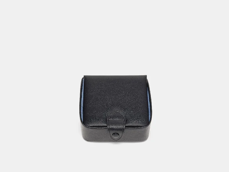 Anti - theft travel bag with RFID - blocking pockets for personal safetyMEN'S LARGE STUD BOX Anti - theft travel bag with RFID - blocking pockets for personal safetyMEN'S LARGE STUD BOX