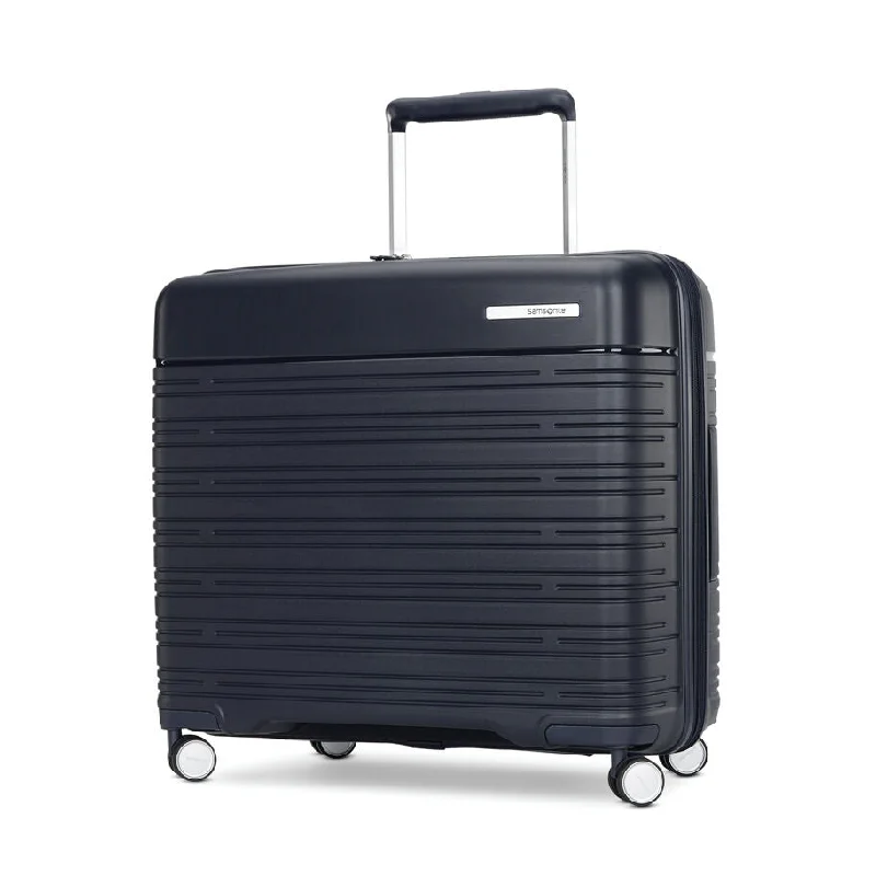 Rolling travel bag with adjustable telescopic handle for different user heightsSamsonite Elevation Plus Medium Glider Rolling travel bag with adjustable telescopic handle for different user heightsSamsonite Elevation Plus Medium Glider