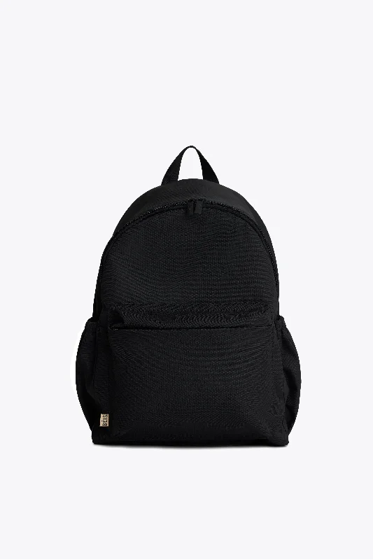 Travel bag with a detachable toiletry pouch for convenienceThe BÉISics Backpack in Black Travel bag with a detachable toiletry pouch for convenienceThe BÉISics Backpack in Black
