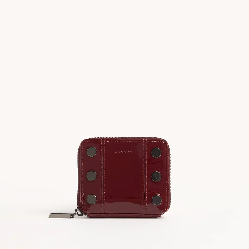 Eco-friendly money clips made from sustainable materials5 North | Pirouette Patent/Gunmetal