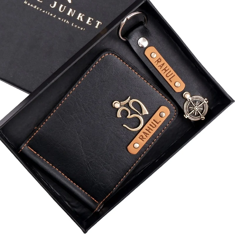 Foldable Passport Covers & Wallets Made of Flexible PVC for Easy StorageBlack Money Clipper & Keychain Foldable Passport Covers & Wallets Made of Flexible PVC for Easy StorageBlack Money Clipper & Keychain