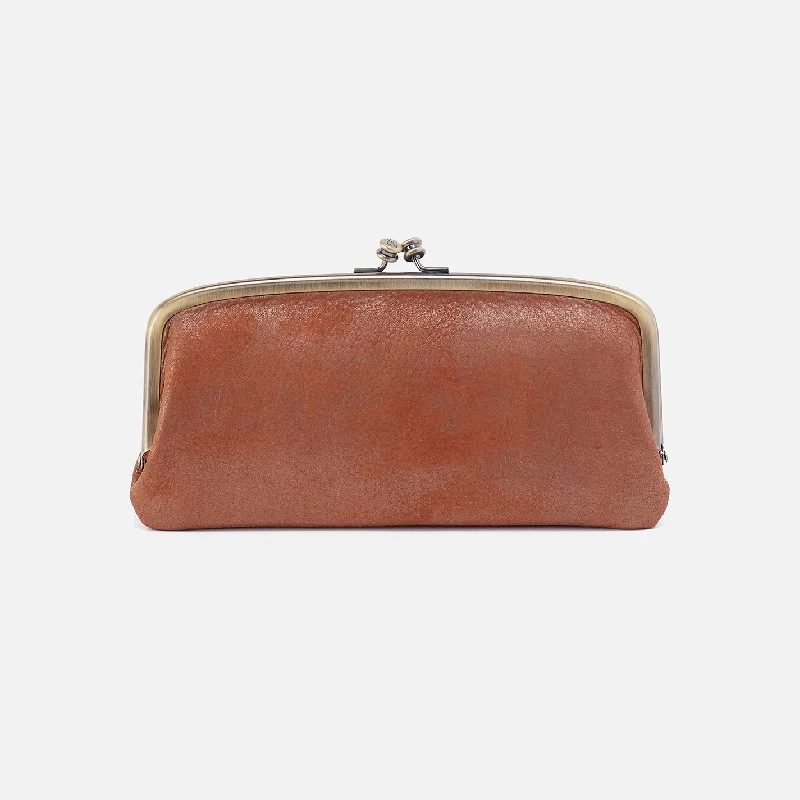 How to choose the right money clipCora Large Frame Wallet In Metallic Leather - Patina How to choose the right money clipCora Large Frame Wallet In Metallic Leather - Patina