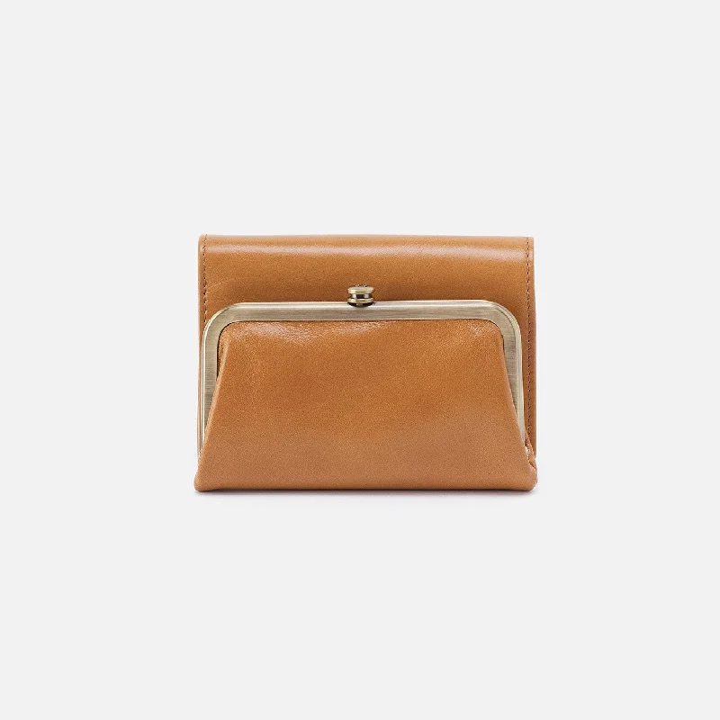 Top-rated money clips for everyday useRobin Compact Wallet In Polished Leather - Natural Top-rated money clips for everyday useRobin Compact Wallet In Polished Leather - Natural