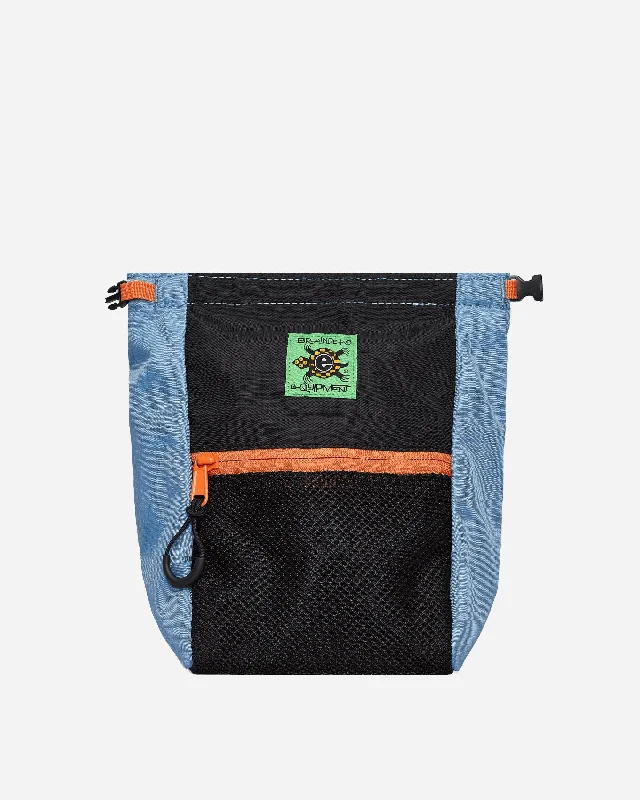 Men's convertible backpack that can be worn as a messenger bagEquipment Chalk Bag Black Men's convertible backpack that can be worn as a messenger bagEquipment Chalk Bag Black