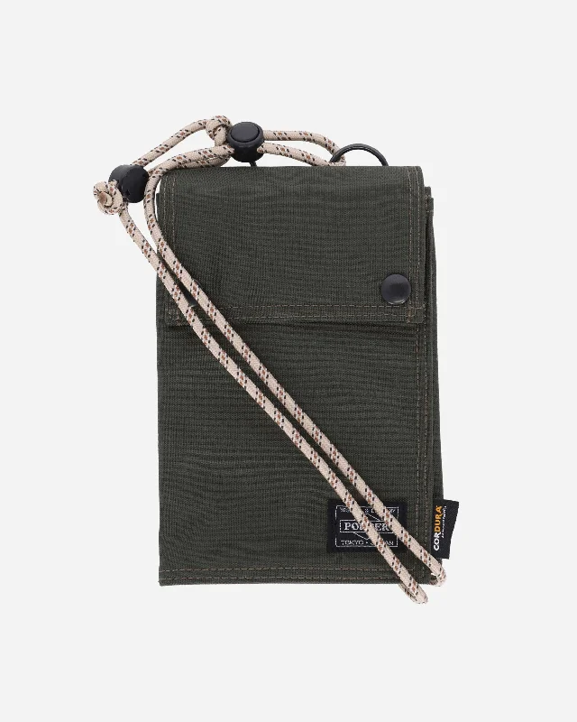 Men's convertible backpack that can be worn as a messenger bagPorter Cordura Nylon Pochette Khaki Men's convertible backpack that can be worn as a messenger bagPorter Cordura Nylon Pochette Khaki