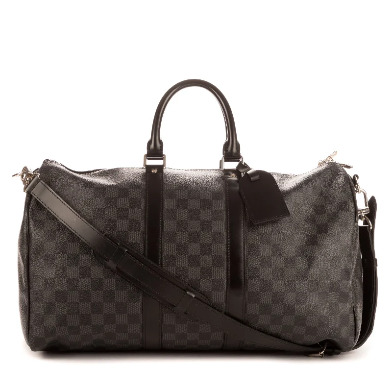 Smart duffel bags with integrated charging ports for electronic devicesKeepall Bandouliere 45 Smart duffel bags with integrated charging ports for electronic devicesKeepall Bandouliere 45