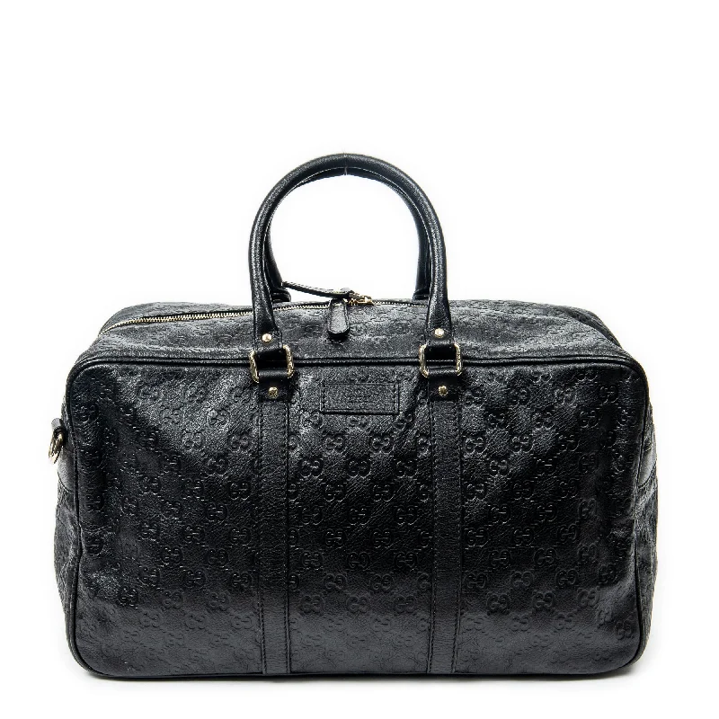 Foldable duffel bags for easy storage when not in useMedium Boston