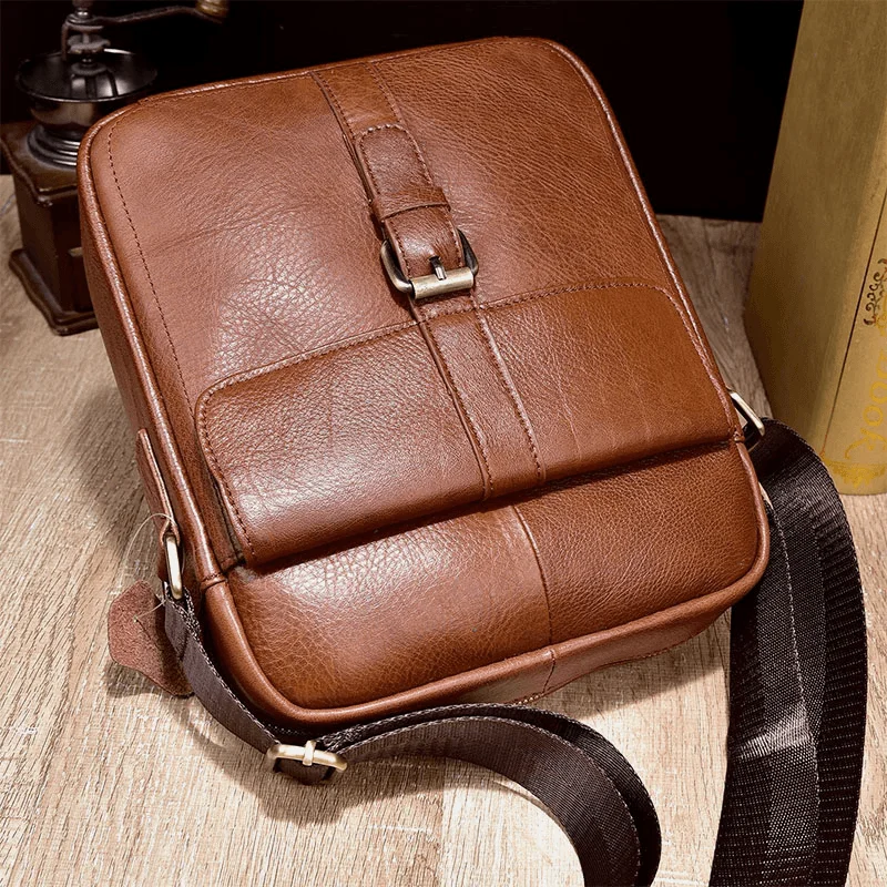 Men's crossbody bag with a water - resistant coating for rainy daysMen Genuine Leather Anti-Theft Wear-Resistant Crossbody Bag Vintage Waterproof Shoulder Bag Men's crossbody bag with a water - resistant coating for rainy daysMen Genuine Leather Anti-Theft Wear-Resistant Crossbody Bag Vintage Waterproof Shoulder Bag