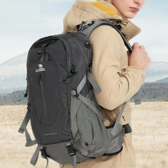 Men's backpack with a separate shoe compartment for gym-goersOutdoor Sports Mountaineering Bag Large Capacity Waterproof Backpack Men's backpack with a separate shoe compartment for gym-goersOutdoor Sports Mountaineering Bag Large Capacity Waterproof Backpack