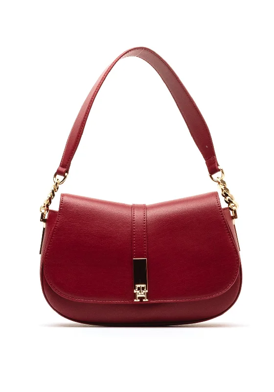 Men's crossbody bag with a water - resistant coating for rainy daysTommy Hilfiger Heritage Crossbody Saddle Bag, Burgundy Men's crossbody bag with a water - resistant coating for rainy daysTommy Hilfiger Heritage Crossbody Saddle Bag, Burgundy
