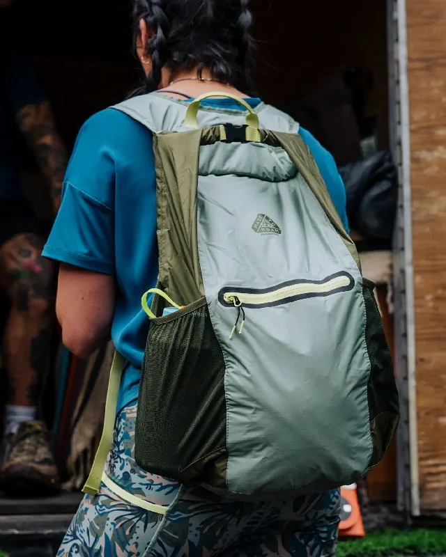 Men's foldable travel backpack with expandable design for overseas tripsTrail Light Recycled Packable Backpack - Khaki Men's foldable travel backpack with expandable design for overseas tripsTrail Light Recycled Packable Backpack - Khaki